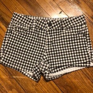 Tractr shorts